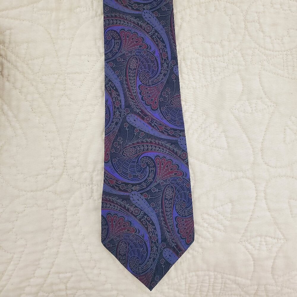 PAUL STUART Paisley Luxury Vintage Tie